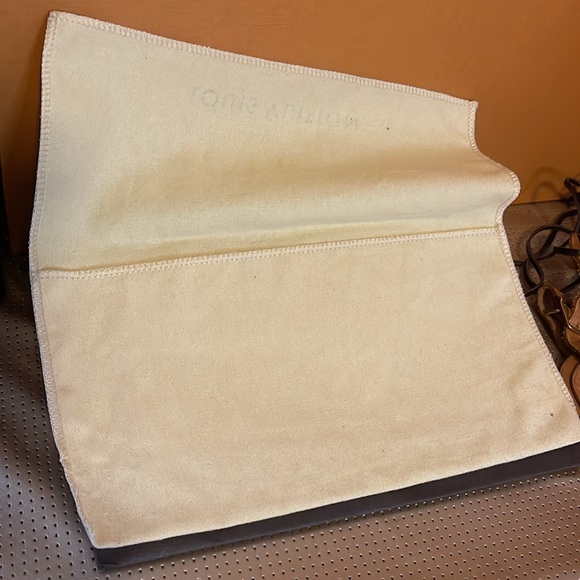 Louis Vuitton Dustbag, wallet - Picture 4 of 10